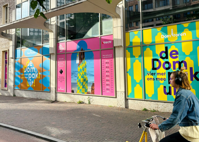 De Dom pakt uit! in de etalage…